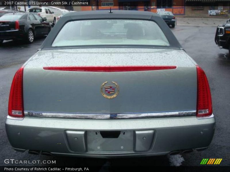 Green Silk / Cashmere 2007 Cadillac DTS Luxury