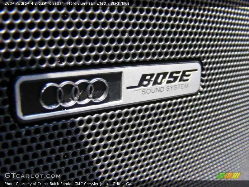 Moro Blue Pearl Effect / Black/Blue 2004 Audi S4 4.2 quattro Sedan