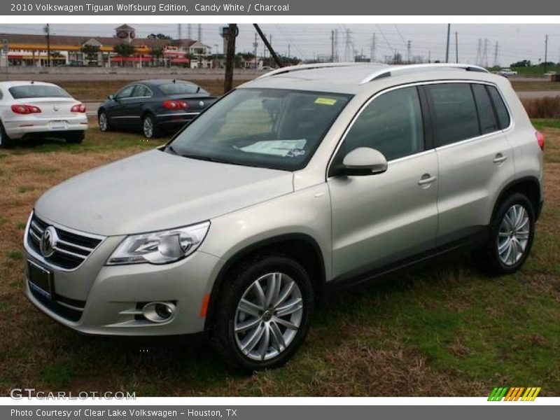 Candy White / Charcoal 2010 Volkswagen Tiguan Wolfsburg Edition