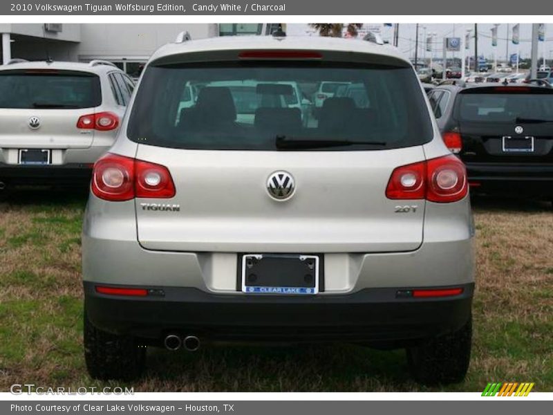 Candy White / Charcoal 2010 Volkswagen Tiguan Wolfsburg Edition