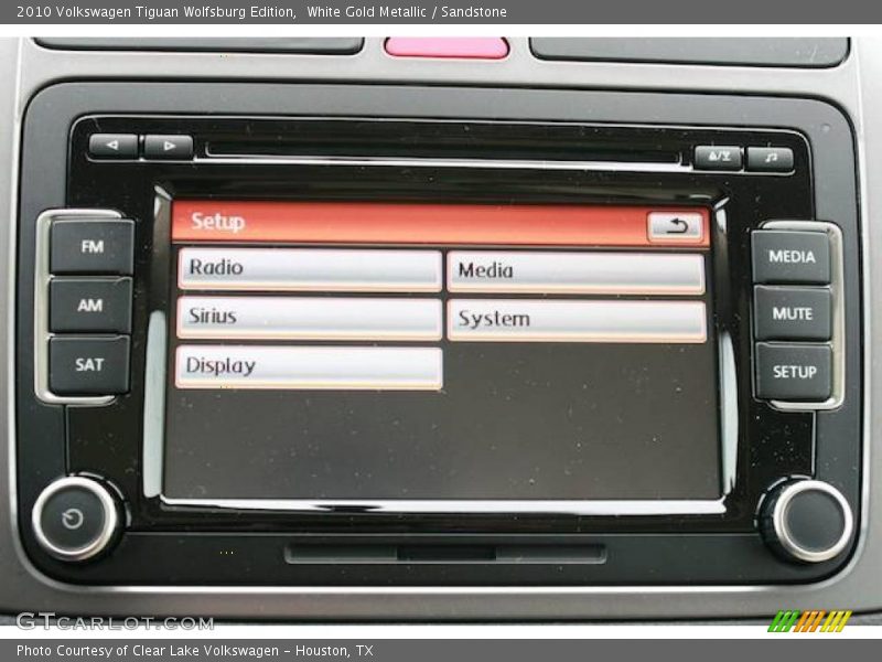 White Gold Metallic / Sandstone 2010 Volkswagen Tiguan Wolfsburg Edition