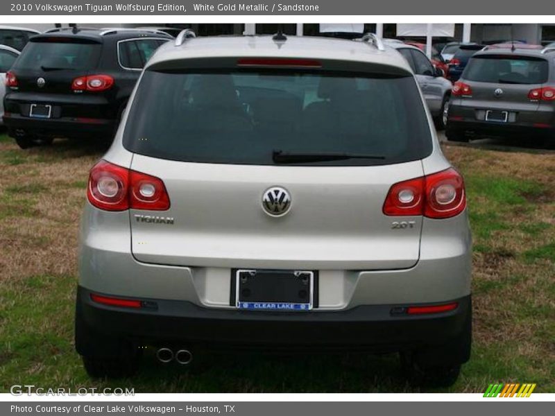 White Gold Metallic / Sandstone 2010 Volkswagen Tiguan Wolfsburg Edition