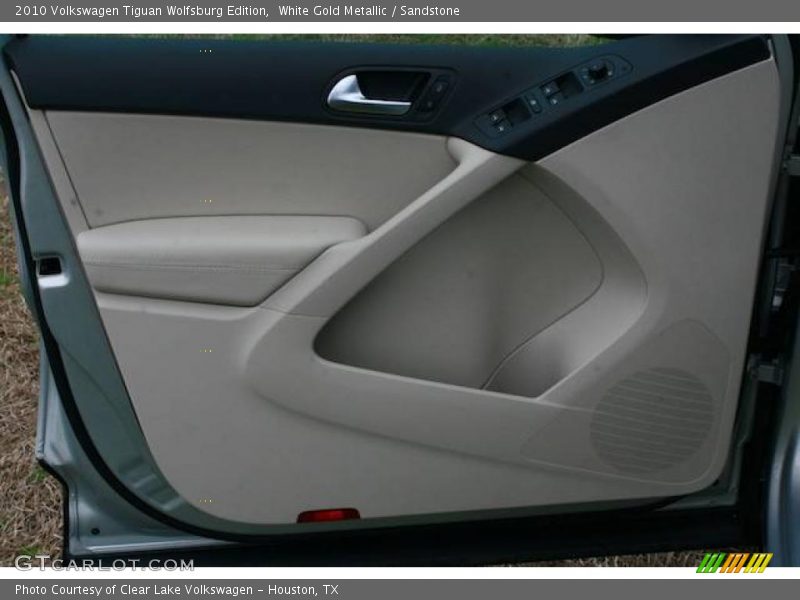 White Gold Metallic / Sandstone 2010 Volkswagen Tiguan Wolfsburg Edition