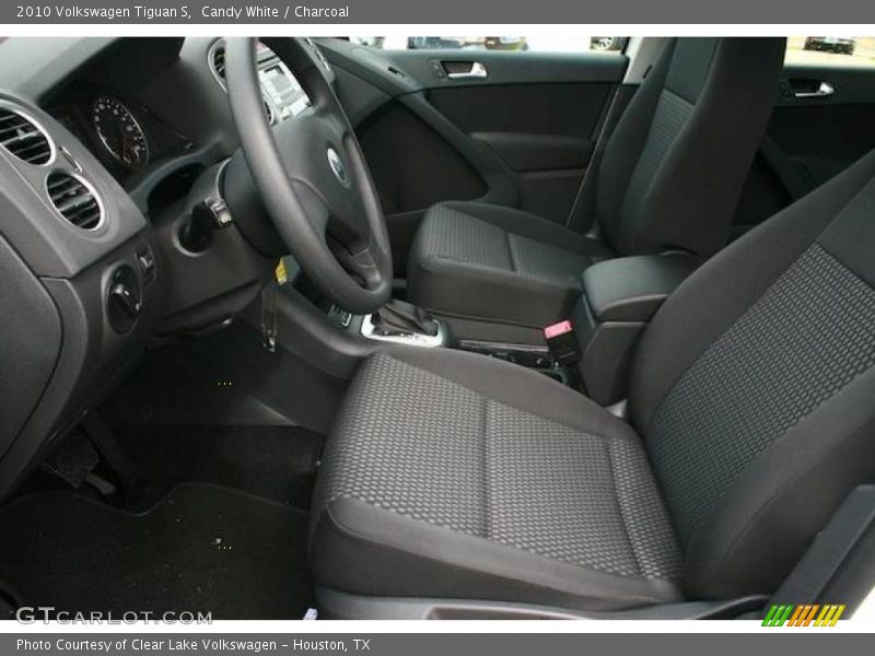 Candy White / Charcoal 2010 Volkswagen Tiguan S