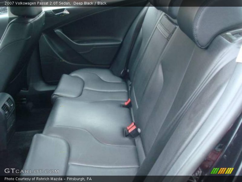 Deep Black / Black 2007 Volkswagen Passat 2.0T Sedan