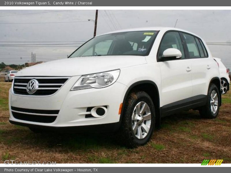 Candy White / Charcoal 2010 Volkswagen Tiguan S
