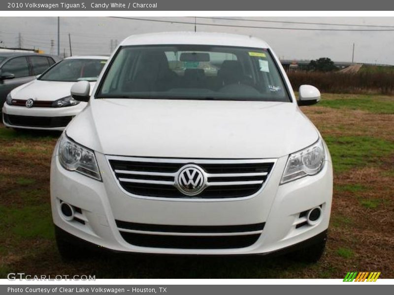 Candy White / Charcoal 2010 Volkswagen Tiguan S