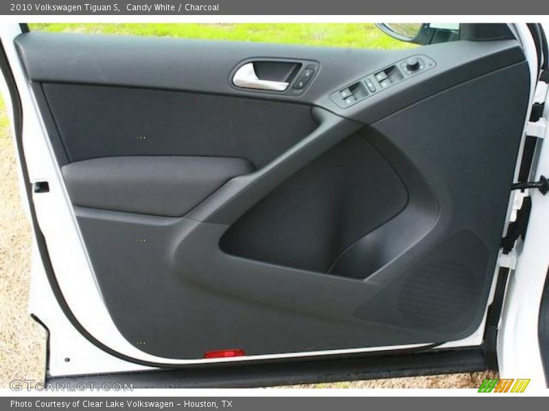 Candy White / Charcoal 2010 Volkswagen Tiguan S