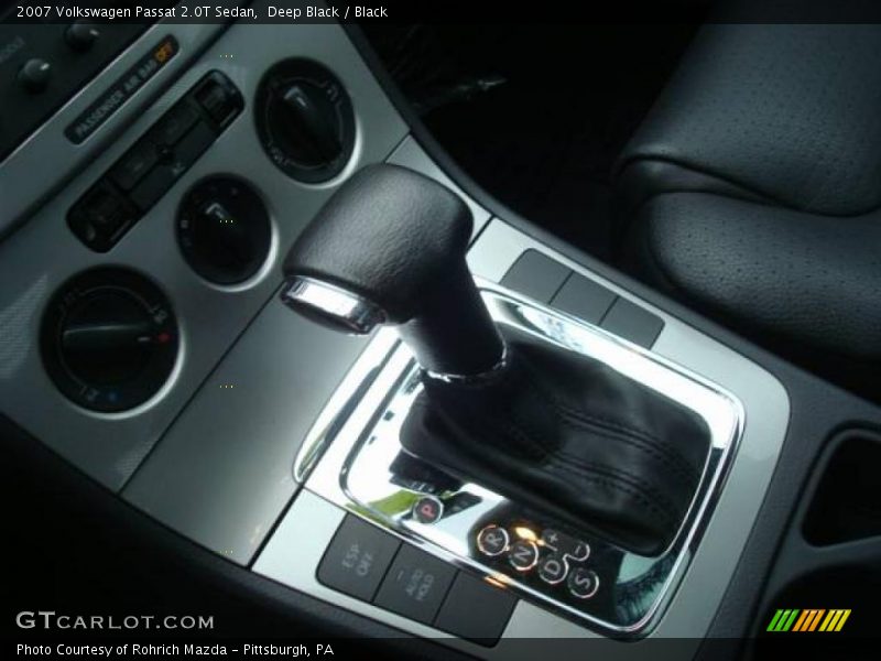 Deep Black / Black 2007 Volkswagen Passat 2.0T Sedan