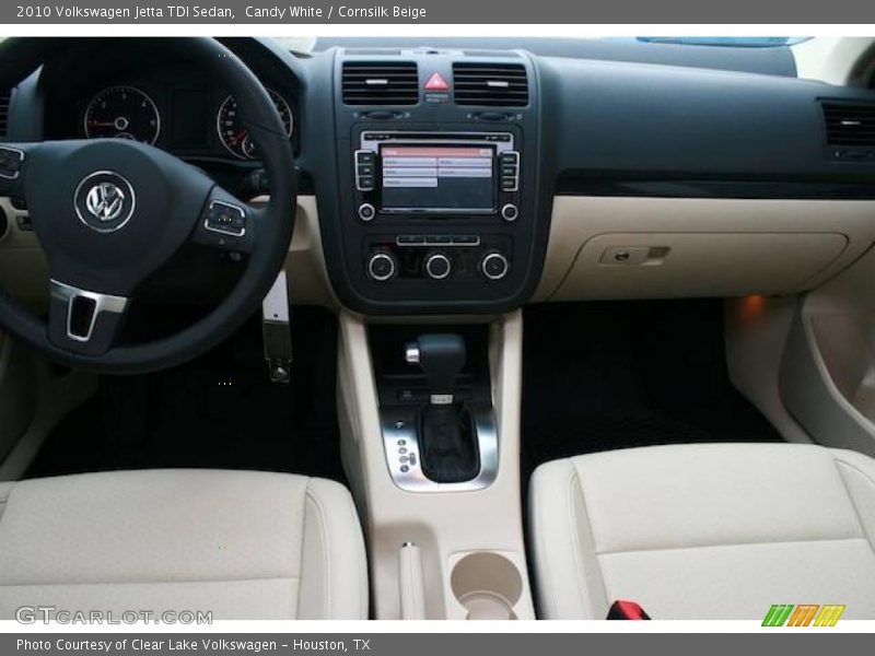 Candy White / Cornsilk Beige 2010 Volkswagen Jetta TDI Sedan