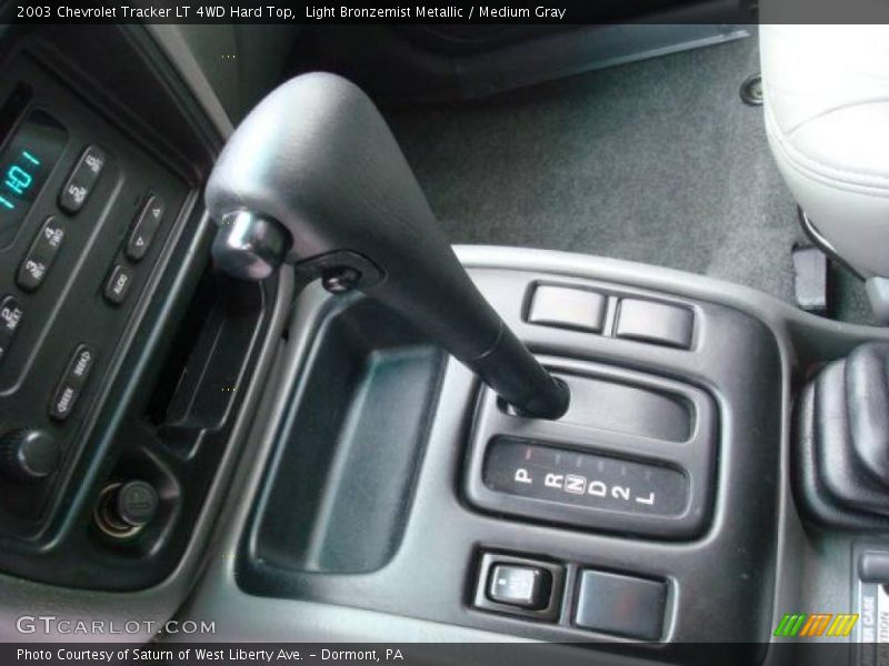 Light Bronzemist Metallic / Medium Gray 2003 Chevrolet Tracker LT 4WD Hard Top