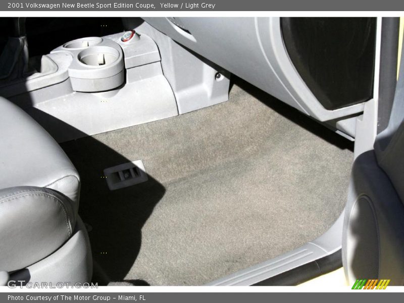Yellow / Light Grey 2001 Volkswagen New Beetle Sport Edition Coupe