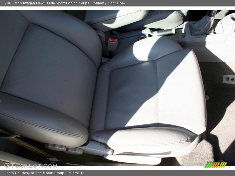 Yellow / Light Grey 2001 Volkswagen New Beetle Sport Edition Coupe