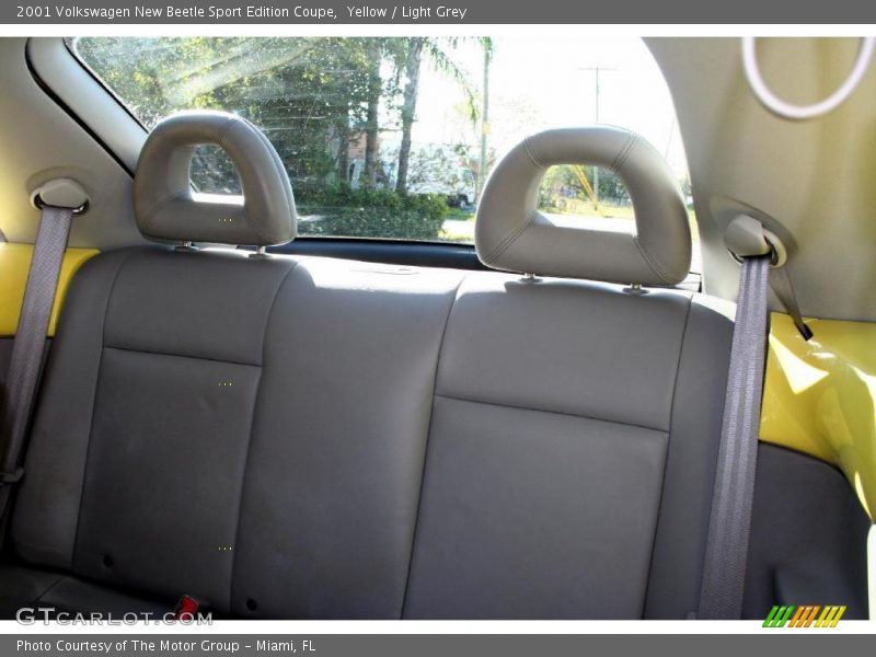 Yellow / Light Grey 2001 Volkswagen New Beetle Sport Edition Coupe