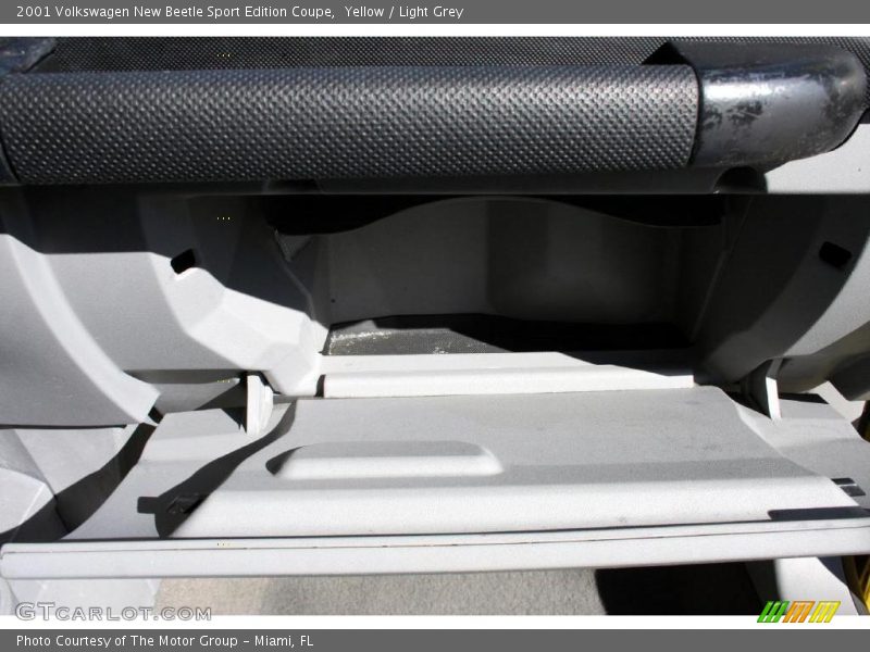 Yellow / Light Grey 2001 Volkswagen New Beetle Sport Edition Coupe