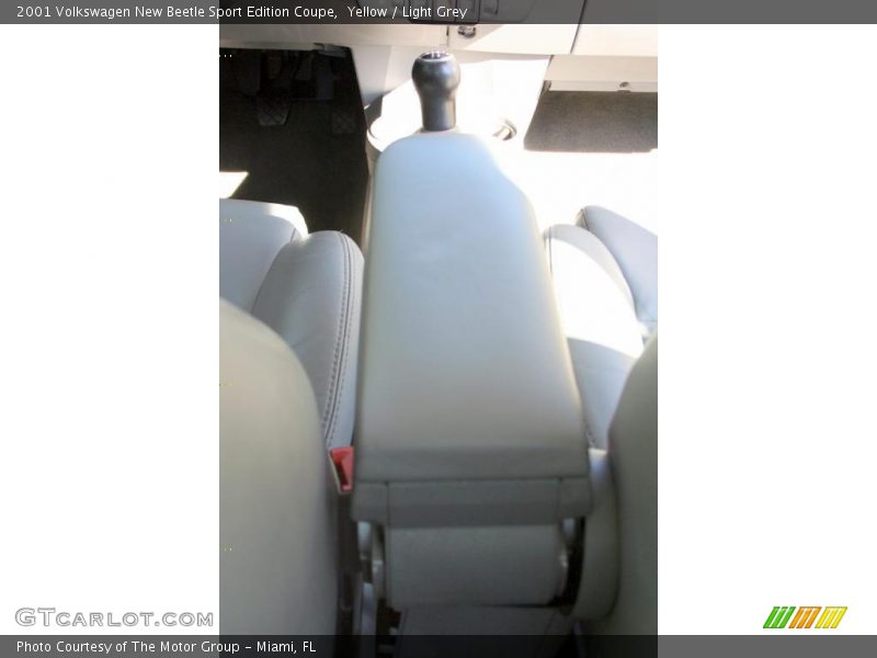 Yellow / Light Grey 2001 Volkswagen New Beetle Sport Edition Coupe