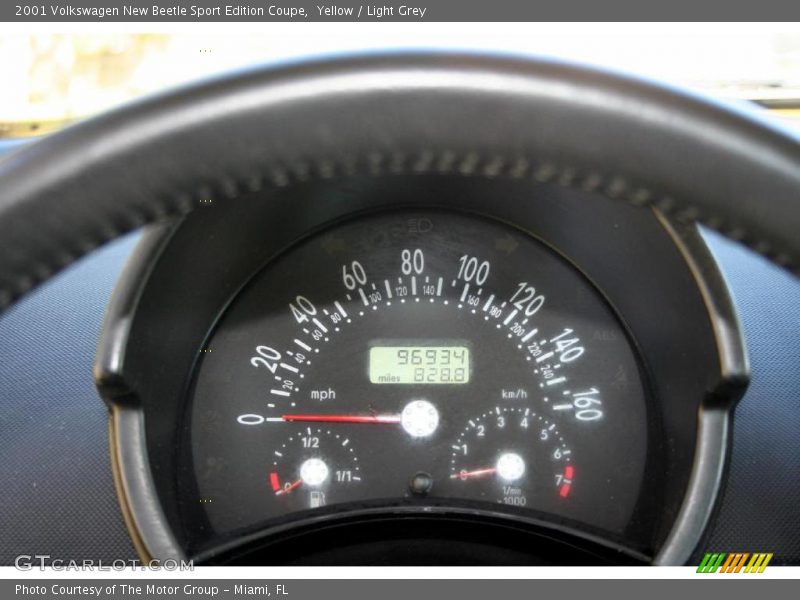 Yellow / Light Grey 2001 Volkswagen New Beetle Sport Edition Coupe