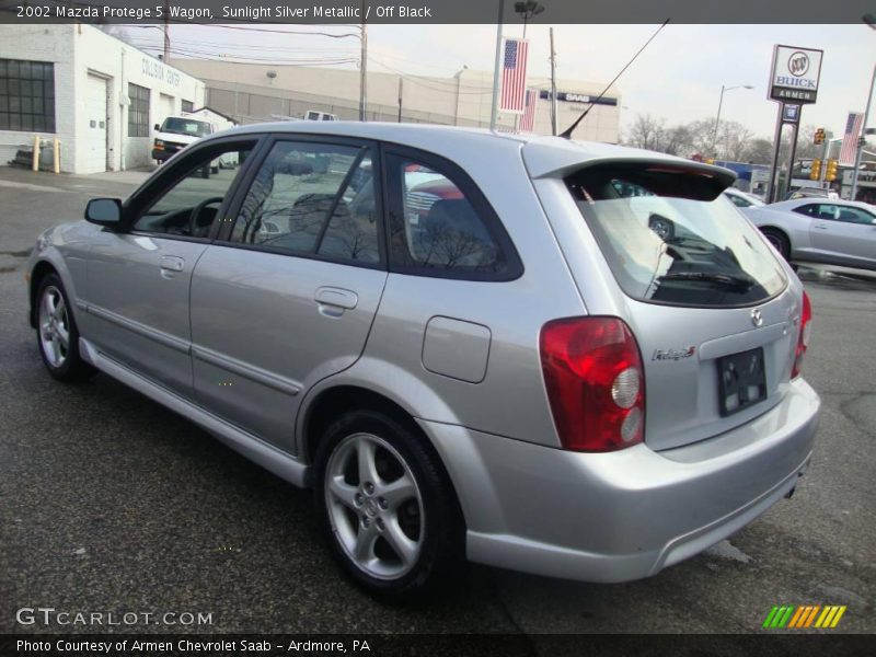 Sunlight Silver Metallic / Off Black 2002 Mazda Protege 5 Wagon