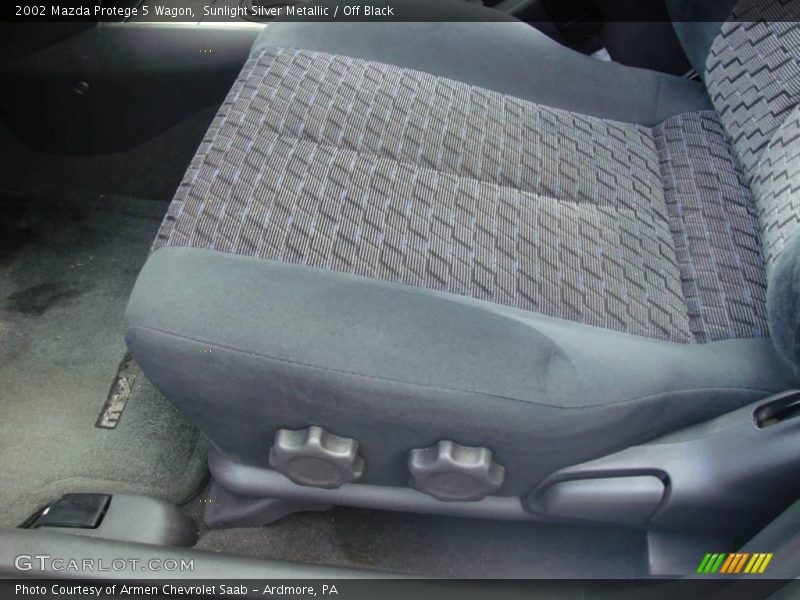 Sunlight Silver Metallic / Off Black 2002 Mazda Protege 5 Wagon