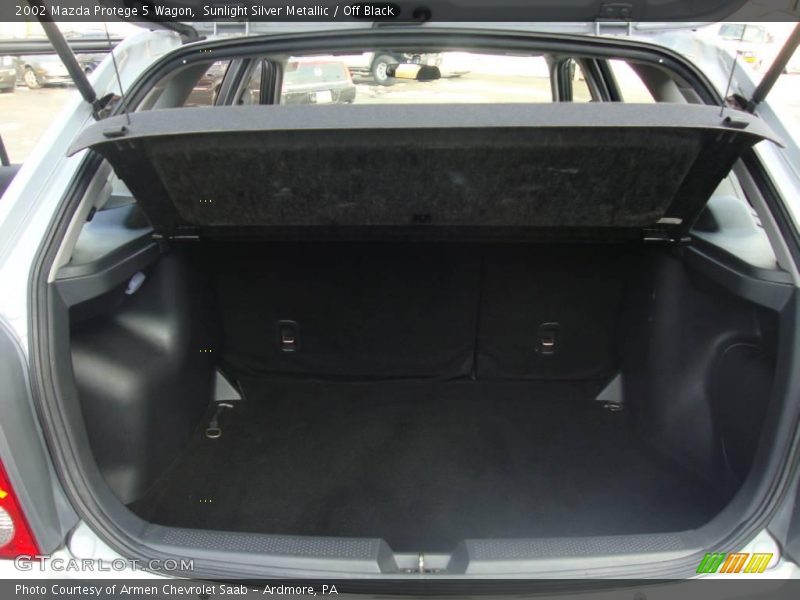 Sunlight Silver Metallic / Off Black 2002 Mazda Protege 5 Wagon