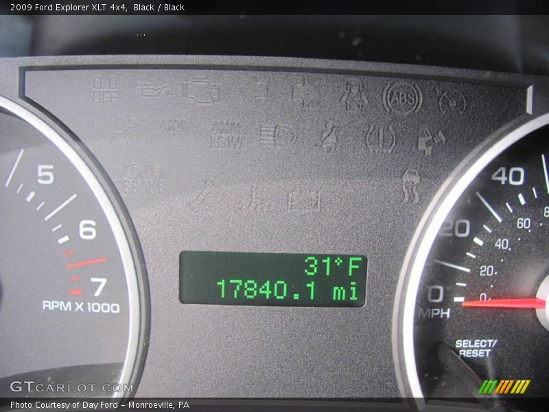 Black / Black 2009 Ford Explorer XLT 4x4