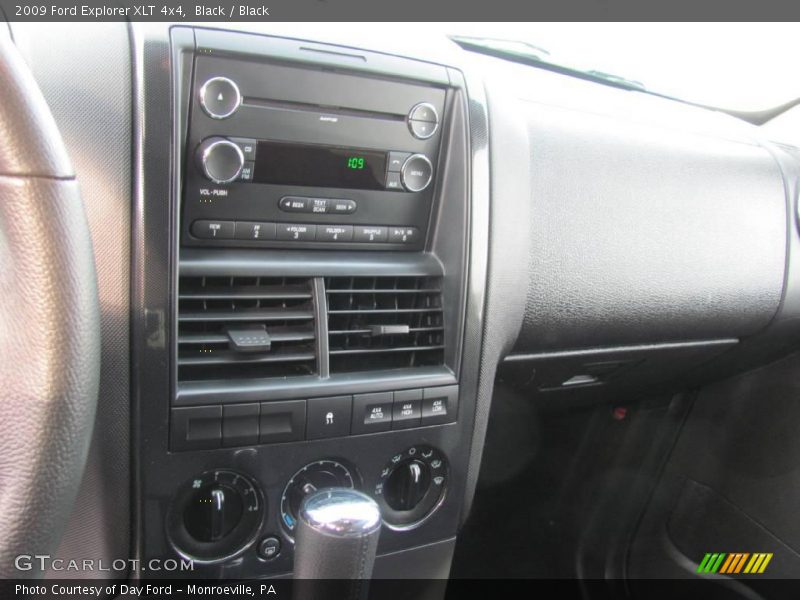 Black / Black 2009 Ford Explorer XLT 4x4