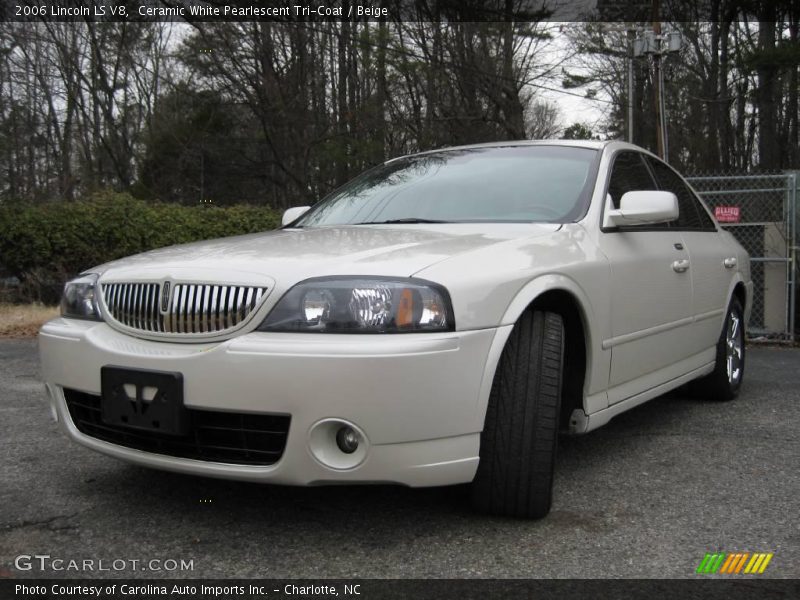 Ceramic White Pearlescent Tri-Coat / Beige 2006 Lincoln LS V8