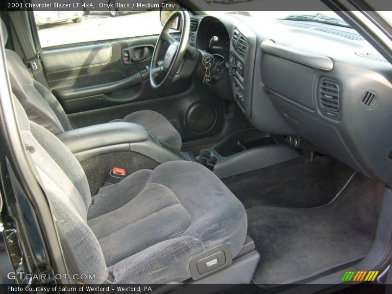 Onyx Black / Medium Gray 2001 Chevrolet Blazer LT 4x4