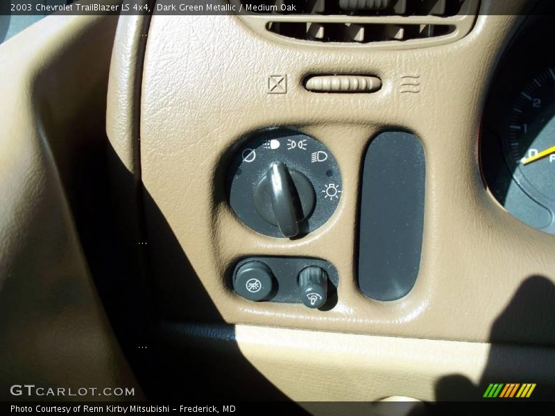 Dark Green Metallic / Medium Oak 2003 Chevrolet TrailBlazer LS 4x4