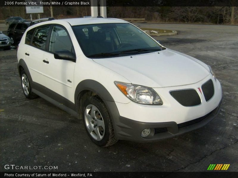 Frosty White / Graphite Black 2006 Pontiac Vibe