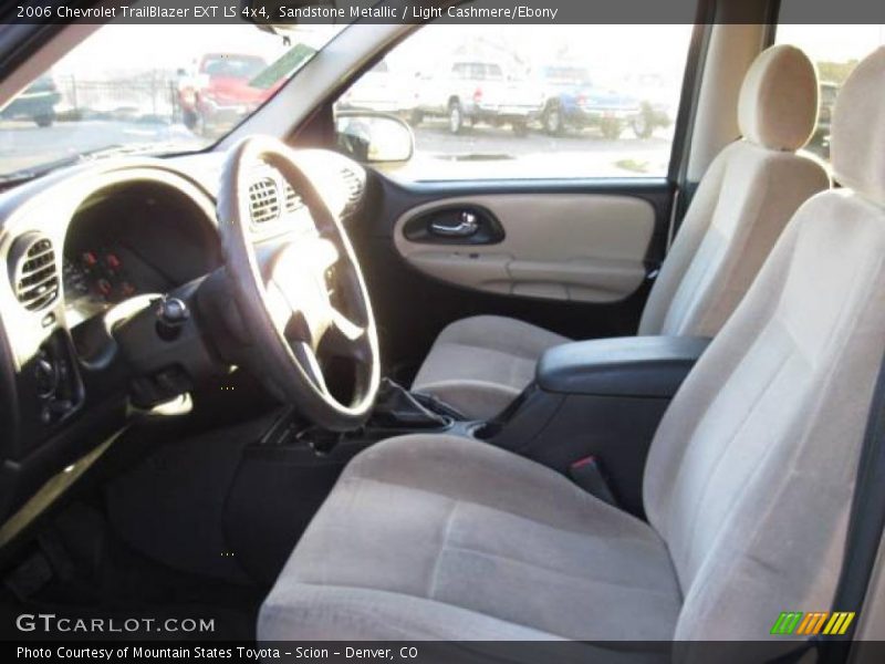 Sandstone Metallic / Light Cashmere/Ebony 2006 Chevrolet TrailBlazer EXT LS 4x4