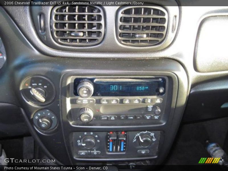 Sandstone Metallic / Light Cashmere/Ebony 2006 Chevrolet TrailBlazer EXT LS 4x4