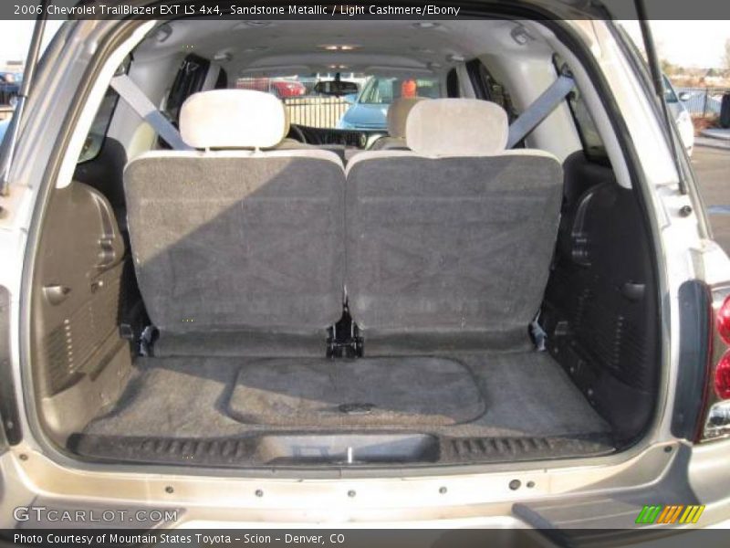 Sandstone Metallic / Light Cashmere/Ebony 2006 Chevrolet TrailBlazer EXT LS 4x4