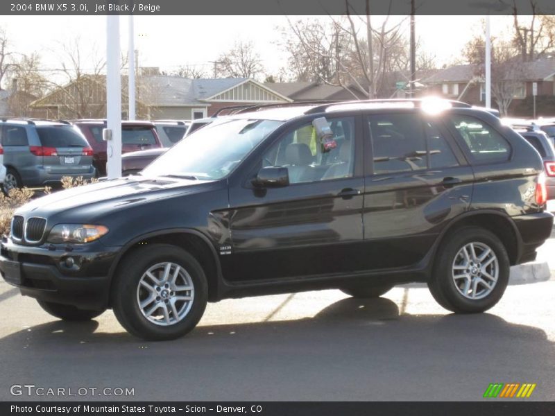 Jet Black / Beige 2004 BMW X5 3.0i