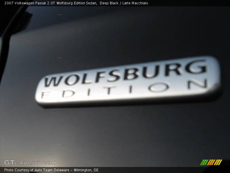 Deep Black / Latte Macchiato 2007 Volkswagen Passat 2.0T Wolfsburg Edition Sedan