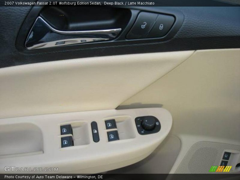 Deep Black / Latte Macchiato 2007 Volkswagen Passat 2.0T Wolfsburg Edition Sedan