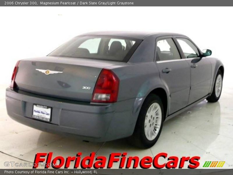 Magnesium Pearlcoat / Dark Slate Gray/Light Graystone 2006 Chrysler 300