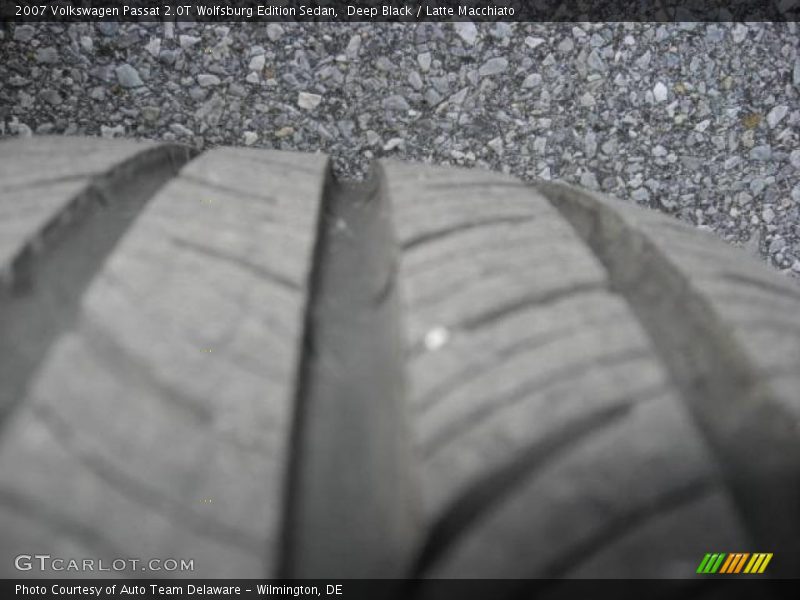 Deep Black / Latte Macchiato 2007 Volkswagen Passat 2.0T Wolfsburg Edition Sedan