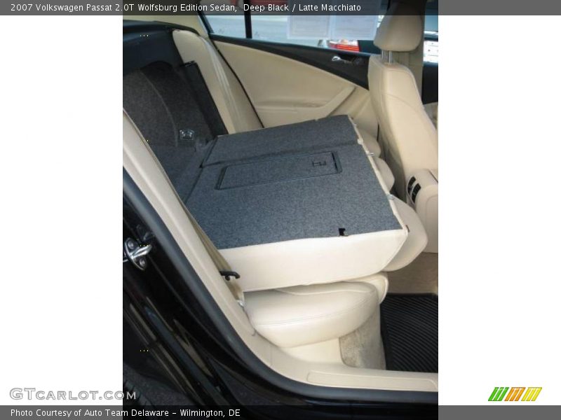 Deep Black / Latte Macchiato 2007 Volkswagen Passat 2.0T Wolfsburg Edition Sedan