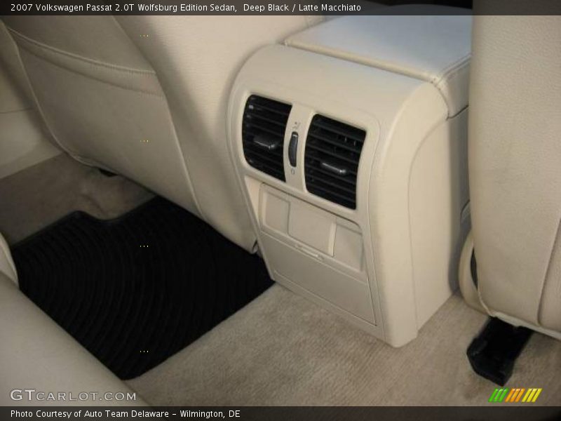 Deep Black / Latte Macchiato 2007 Volkswagen Passat 2.0T Wolfsburg Edition Sedan
