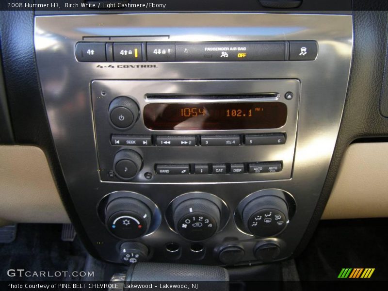 Birch White / Light Cashmere/Ebony 2008 Hummer H3