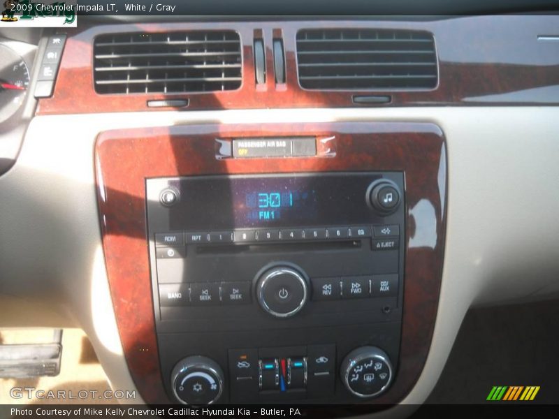 White / Gray 2009 Chevrolet Impala LT