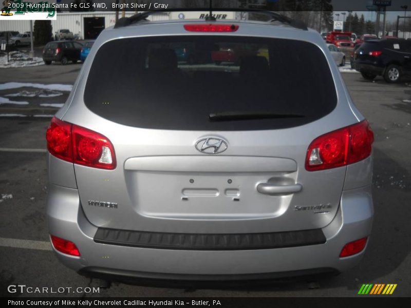 Bright Silver / Gray 2009 Hyundai Santa Fe GLS 4WD