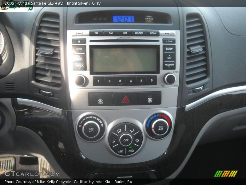 Bright Silver / Gray 2009 Hyundai Santa Fe GLS 4WD