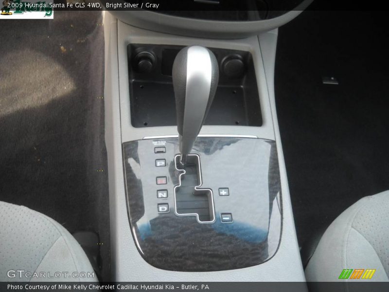 Bright Silver / Gray 2009 Hyundai Santa Fe GLS 4WD