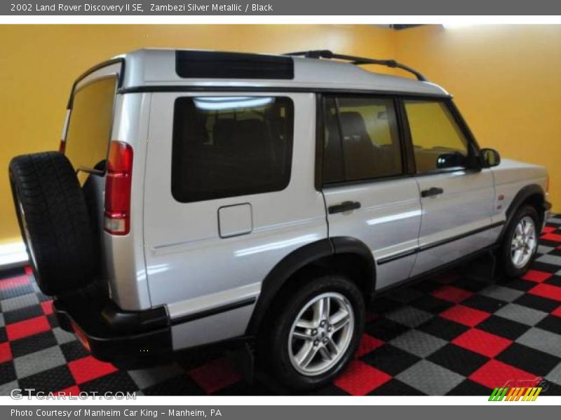 Zambezi Silver Metallic / Black 2002 Land Rover Discovery II SE