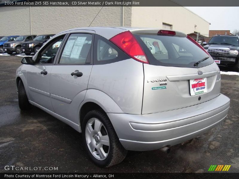CD Silver Metallic / Dark Flint/Light Flint 2005 Ford Focus ZX5 SES Hatchback