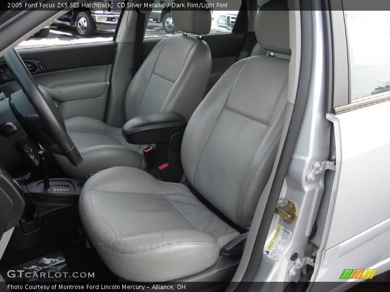 CD Silver Metallic / Dark Flint/Light Flint 2005 Ford Focus ZX5 SES Hatchback