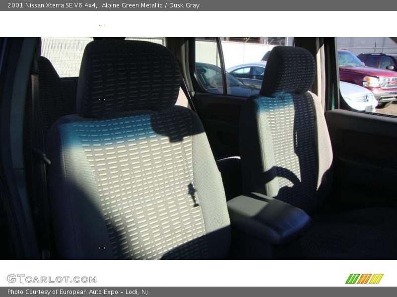 Alpine Green Metallic / Dusk Gray 2001 Nissan Xterra SE V6 4x4