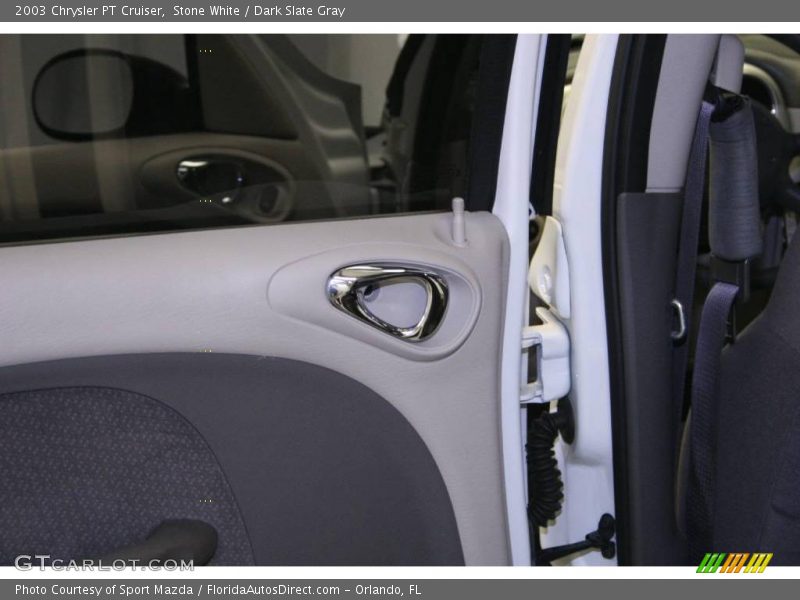 Stone White / Dark Slate Gray 2003 Chrysler PT Cruiser